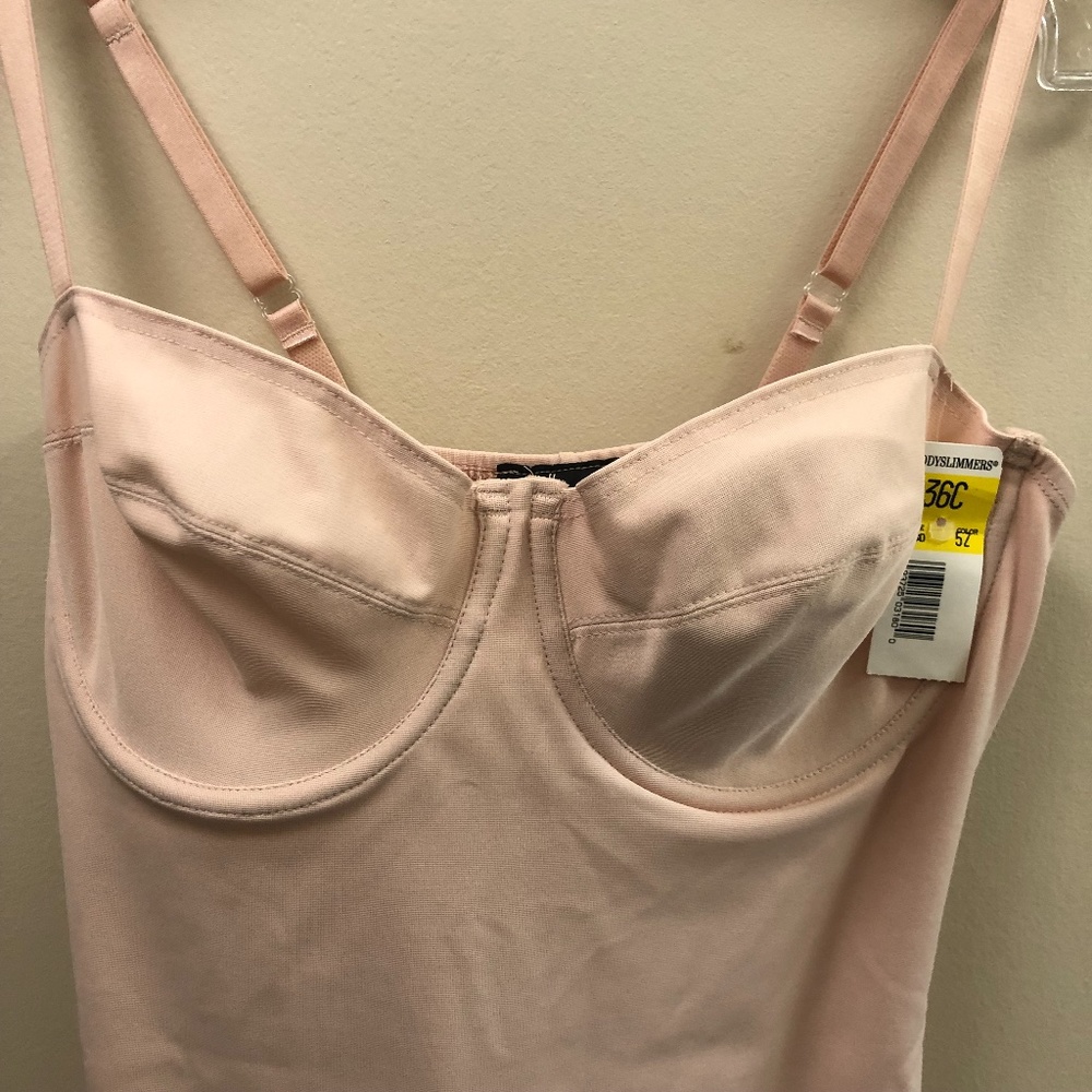 NEW With Tags Body BODYSLIMMERS Shapewear for dress, Beige Size 36C